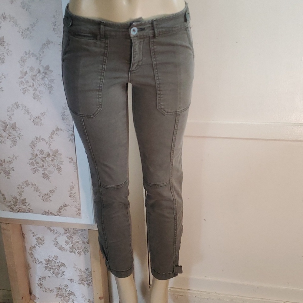 Pilcro and the Letterpress by Anthropologie Hyphen Jeans 27